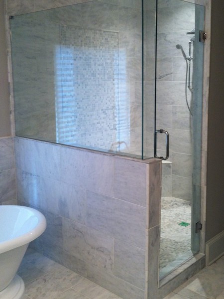 Frameless Shower Door 079
