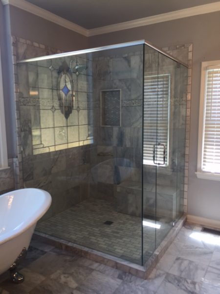 Frameless Shower Door with Header 031