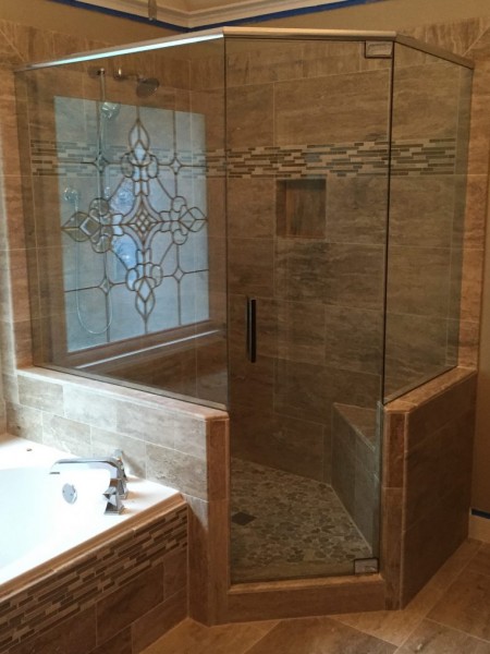 Frameless Shower Door with Header 033